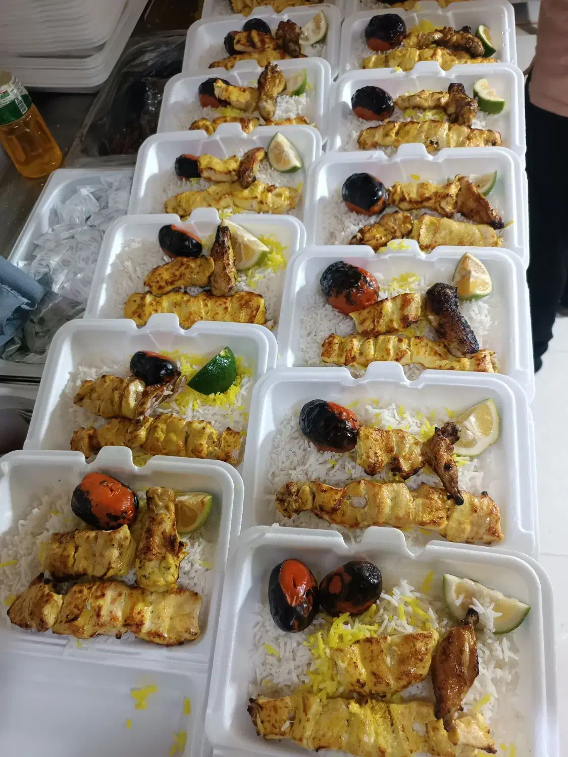 غذا پرسی از 70هزار تا 100تومن|خدمات پذیرایی، مراسم|ابهر, |دیوار