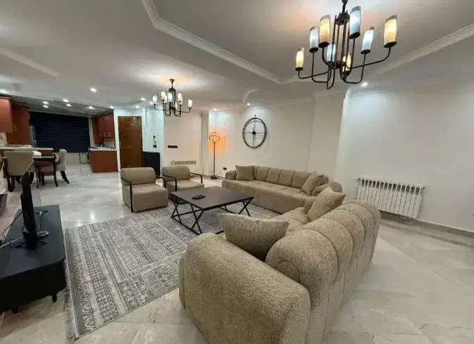 مبله تمیز لوکس ساعتی|اجارهٔ کوتاهمدت آپارتمان و سوئیت|شیراز, شهرک گلها|دیوار