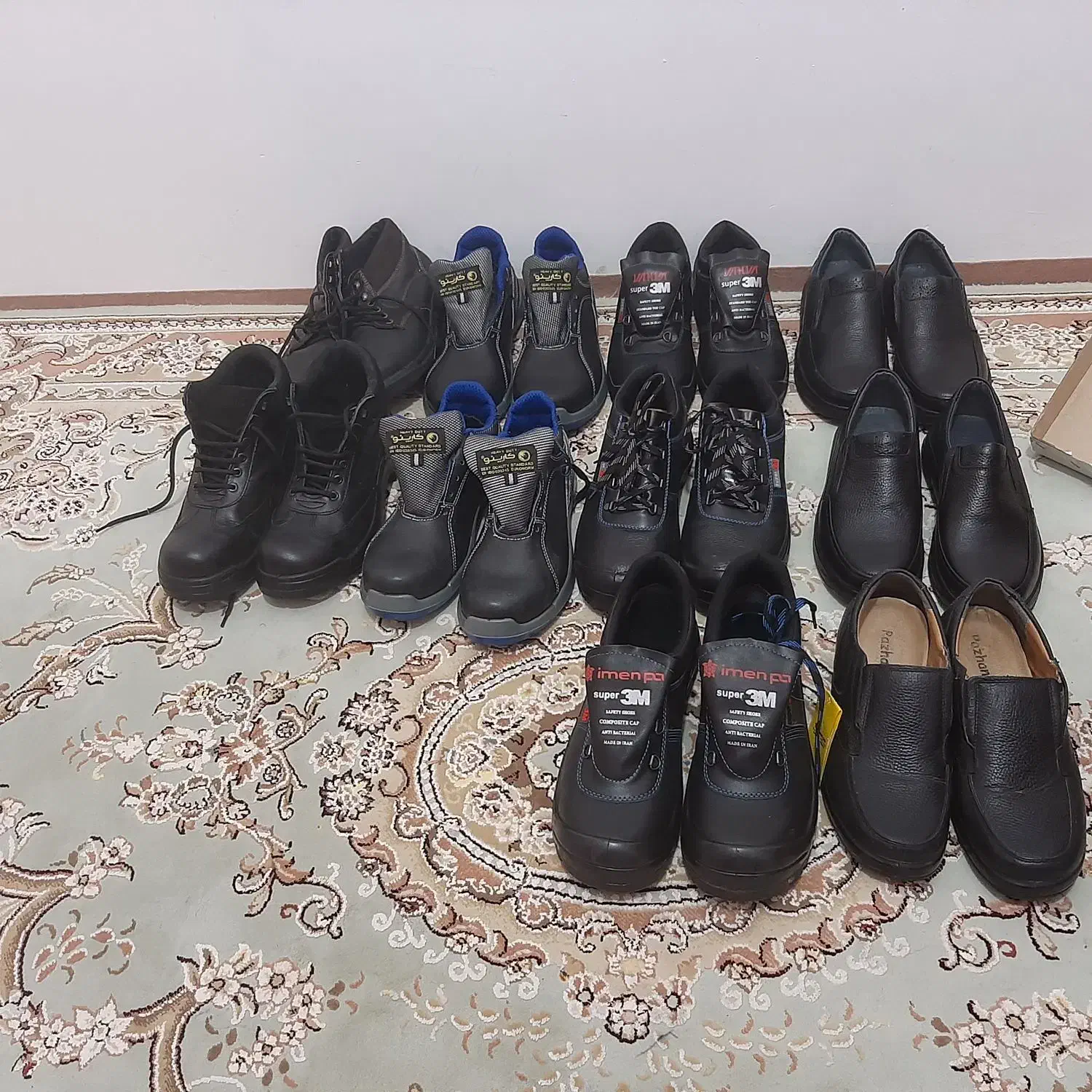 کفش ایمنی|کیف، کفش، کمربند|صفادشت, |دیوار