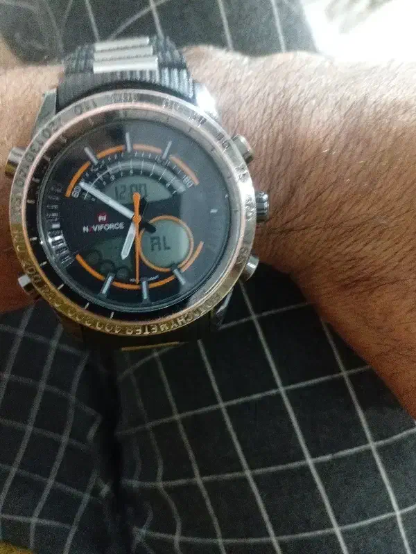 ساعت نیو فرس|ساعت|نمین, |دیوار