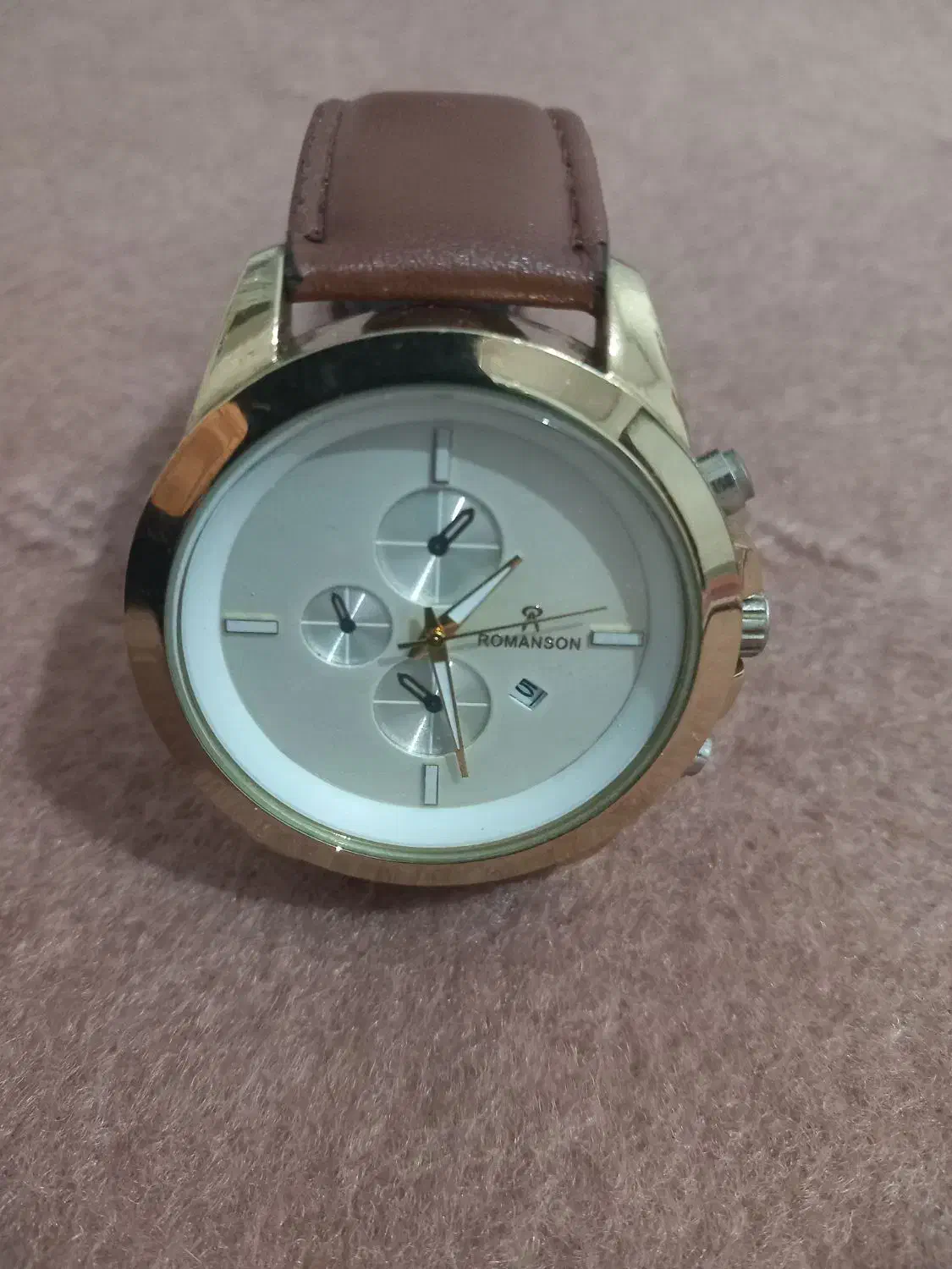 ساعت تقویم دار در حد نو|ساعت|صحنه, |دیوار