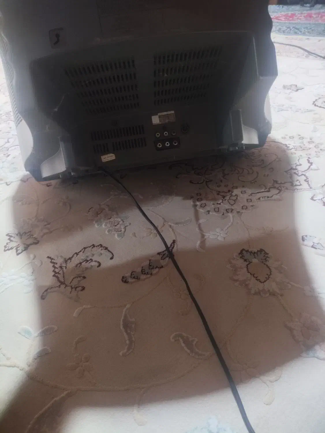 تلویزیون SANAM تمیز بدون خط و خش|تلویزیون و پروژکتور|بندر انزلی, تختی|دیوار