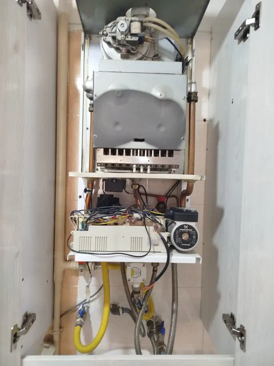 تعمیرات تخصصی انواع پکیج|خدمات پیشه و مهارت|زنجان, |دیوار