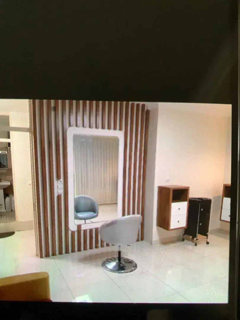 وسایل ارایشگاه|آرایشگاه و سالن‌های زیبایی|خوی, |دیوار