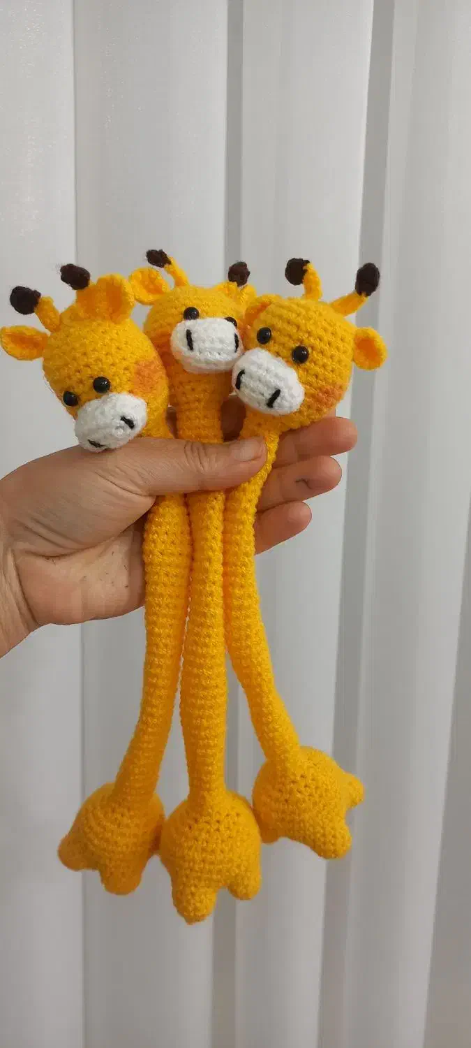 عروسک بافتنی گردن دراز|صنایع دستی و سایر لوازم تزئینی|شیروان (خراسان), |دیوار