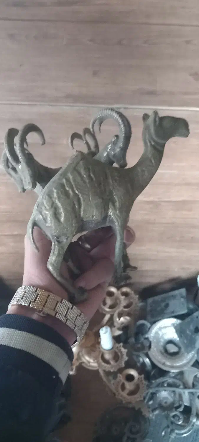 خرید ضایعات آهن لوستر شیر آلات .کابل. آینه شعمدان|عمدهفروشی|مشهد, فلسطین|دیوار