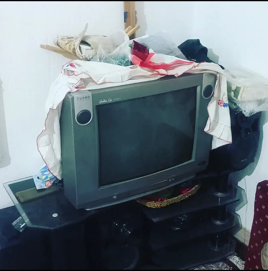 تلویزیون ۲۱اینج ال‌جی|تلویزیون و پروژکتور|نورآباد ممسنی, |دیوار