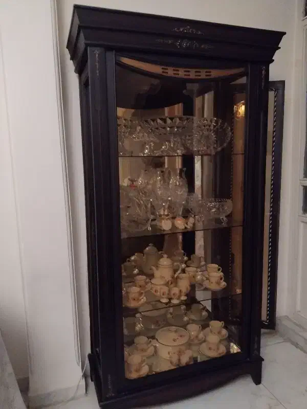 بوفه ایستاده شیشه ای|بوفه، ویترین، کنسول|تهران, نیروی دریایی|دیوار