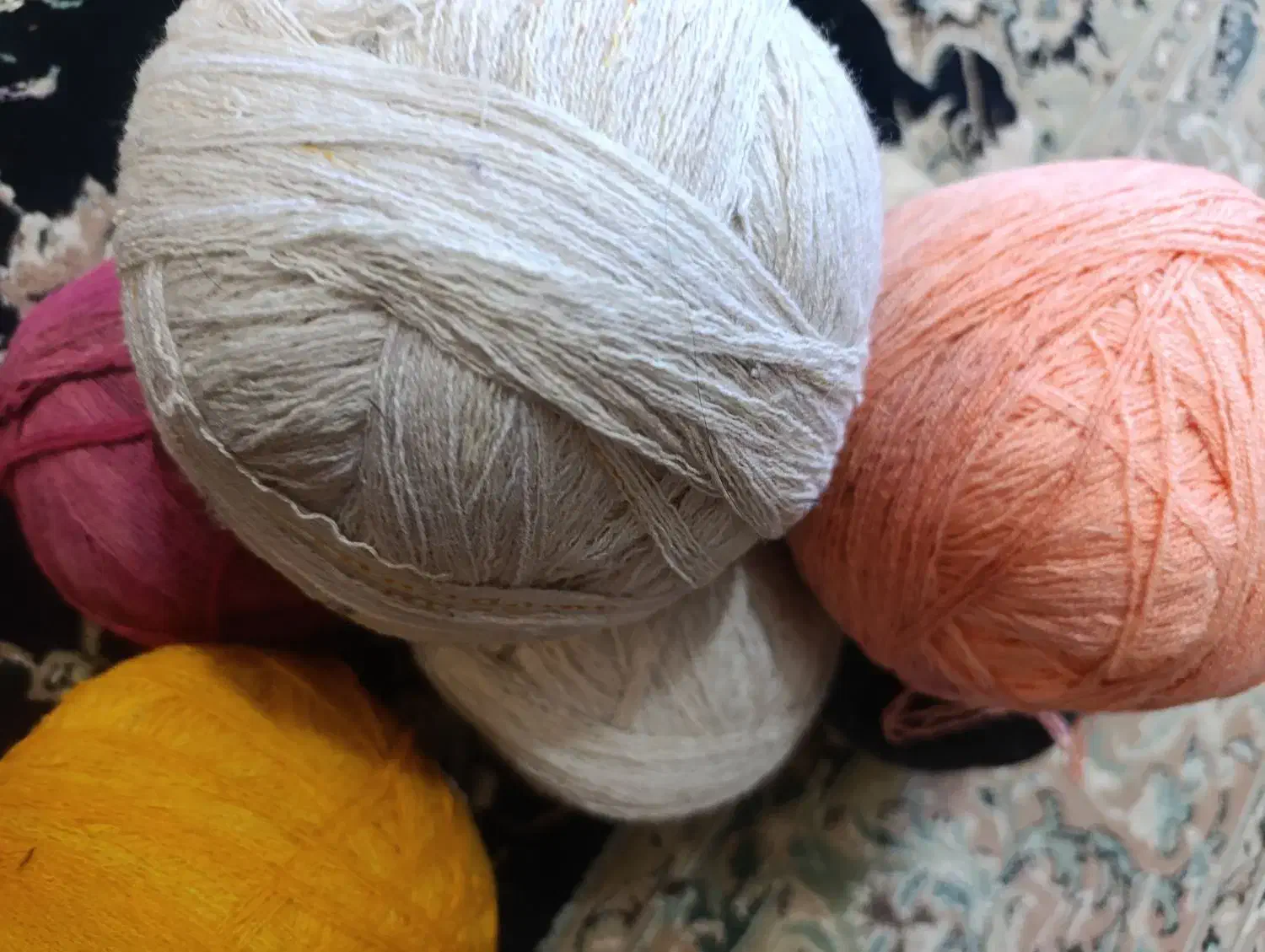 فروش تعدادی کاموا|لوازم خیاطی و بافتنی|کرمان, |دیوار