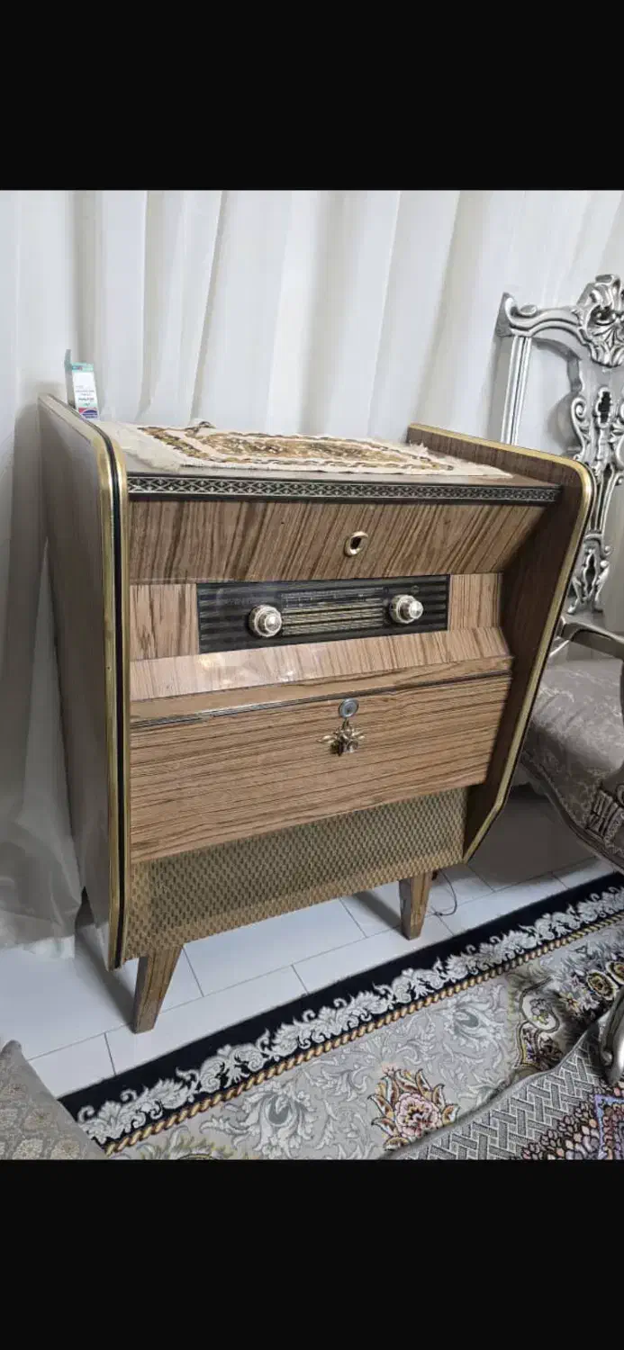 رادیو گرام مبله قدیمی|کلکسیون اشیاء عتیقه|تهران, مشیریه|دیوار