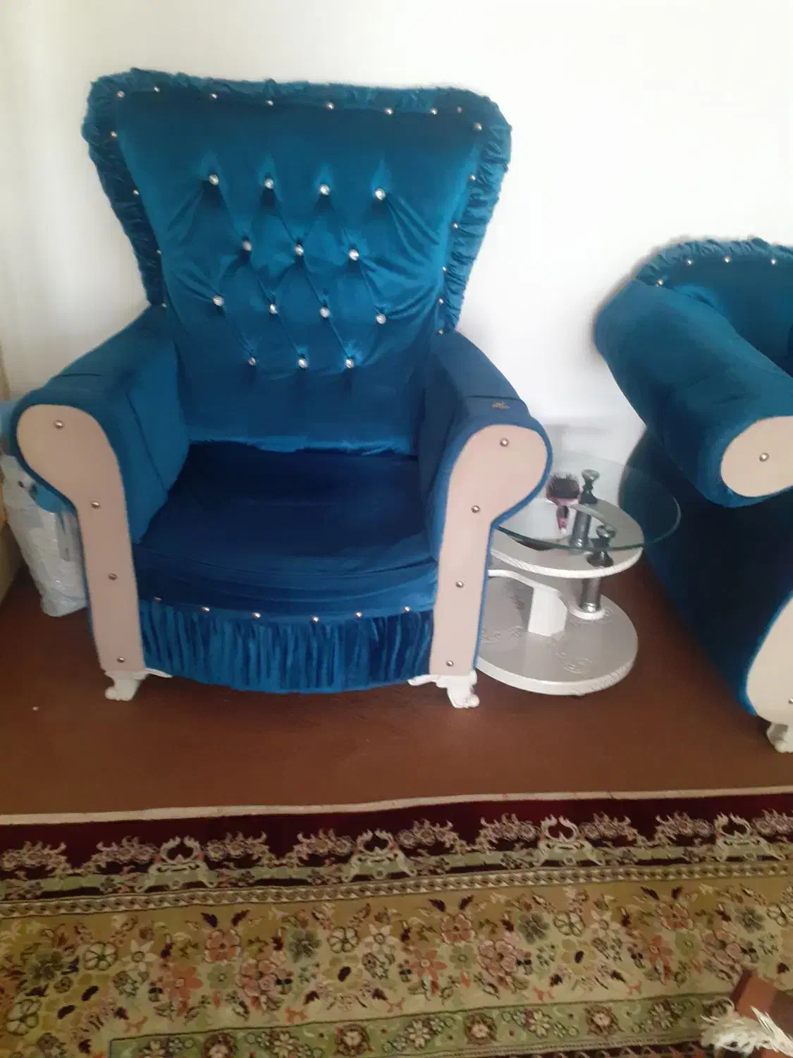 مبل نیمه سلطنتی|مبلمان خانگی و میز عسلی|شبستر, |دیوار