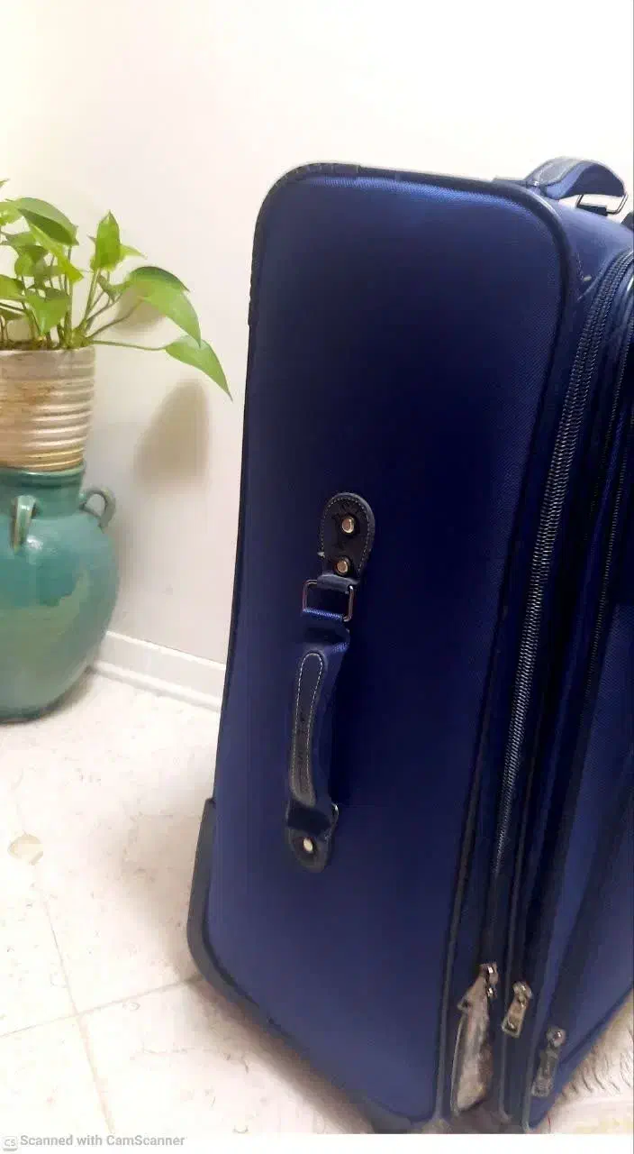 چمدان سایز خیلی بزرگ کاملا نو به قیمت باور نکردی|کیف، کفش، کمربند|کاشان, فاز ۲ ناجی آباد|دیوار