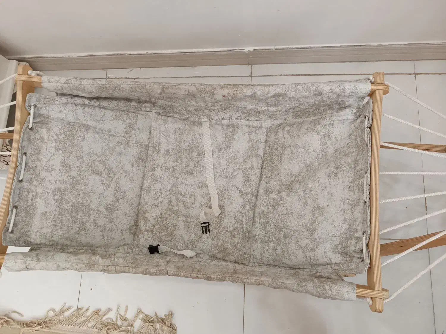 گهواره در حد نو چندبار استفاده شده|تخت و صندلی بچه|پاکدشت, خاتون آباد|دیوار