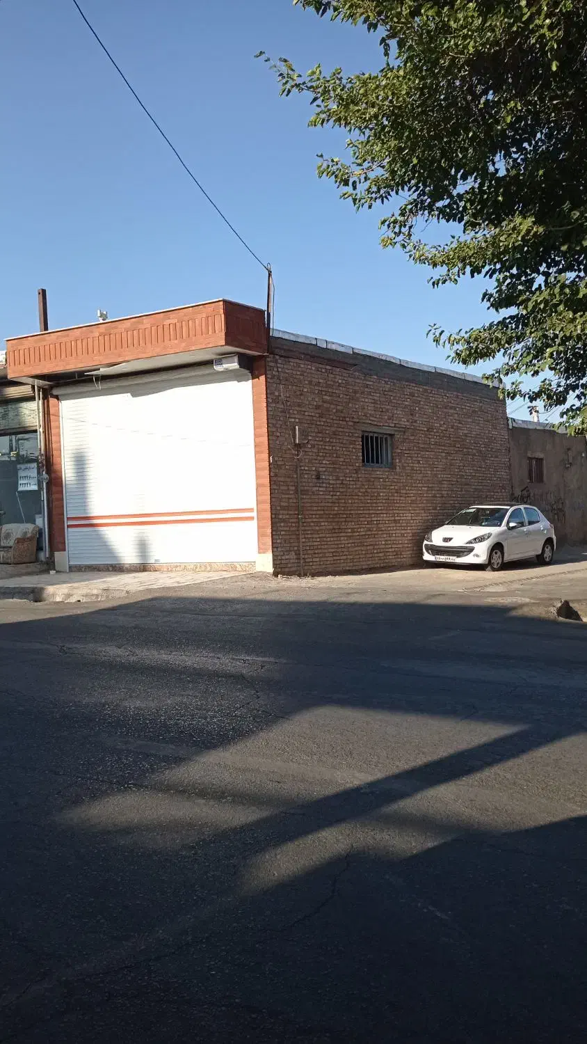 فروش مغازه تازه ساخت با موقعیت تجاری عالی|فروش مغازه و غرفه|مرند, |دیوار