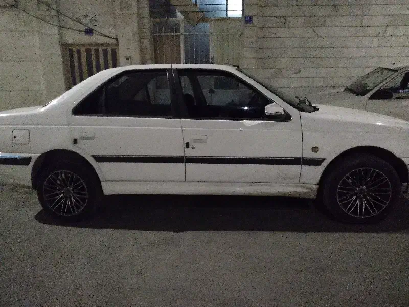 پارس ۹۵ سفید|خودرو سواری و وانت|اراک, |دیوار