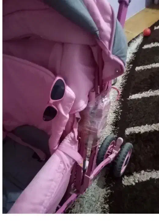 کالسکه صورتی خوشرنگ ۲۵۰ تومان|کالسکه و لوازم جانبی|کرمانشاه, |دیوار