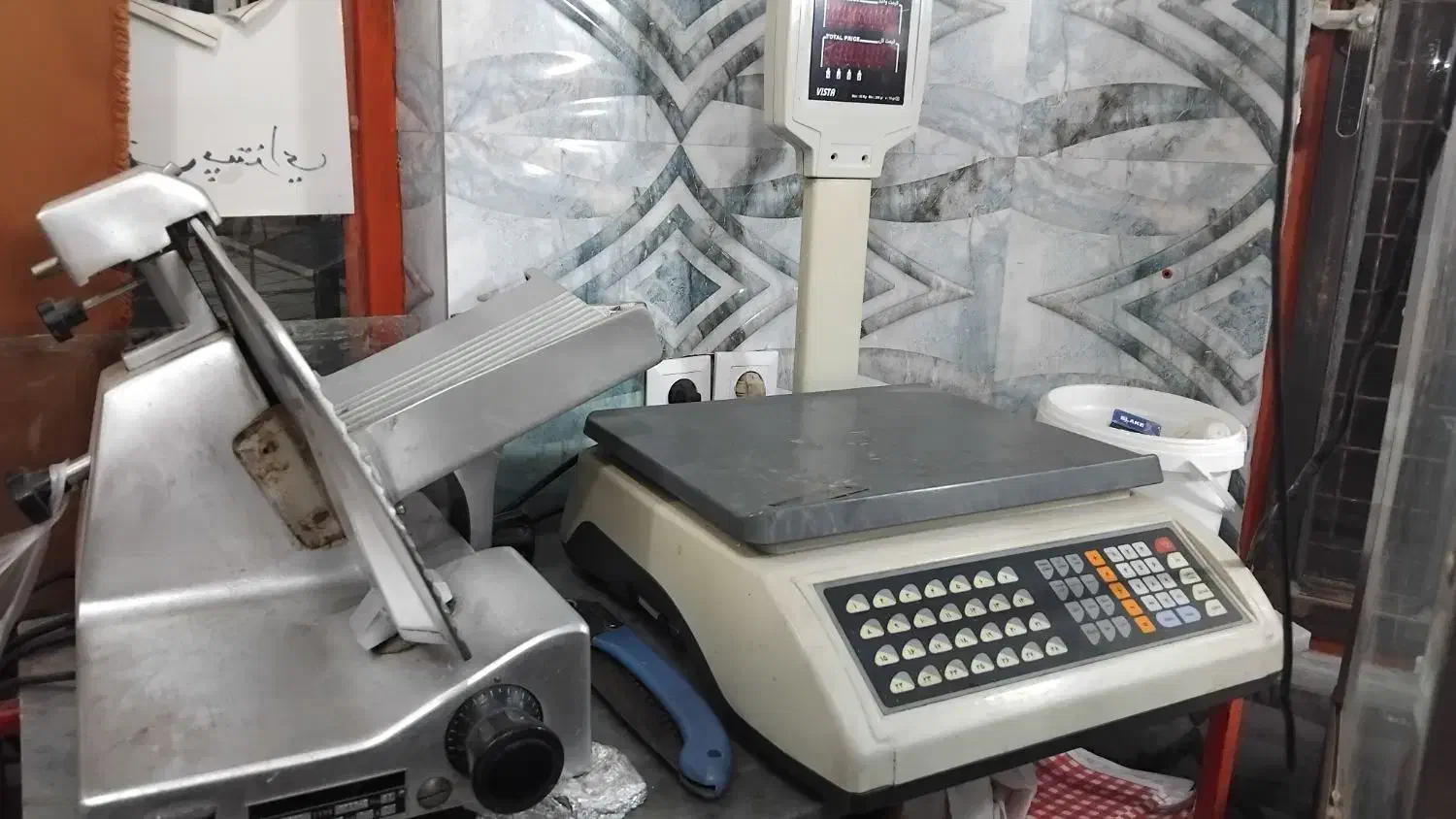 کلیه لوازم ساندویچی تکمیل قیمت توافقی|فروشگاه و مغازه|پرند, فاز ۵|دیوار