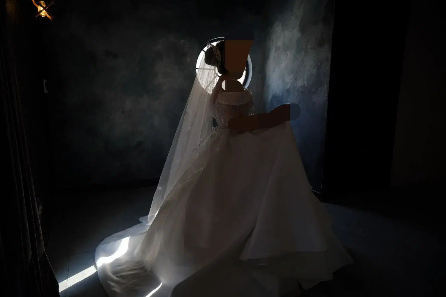 لباس عروس در حد نو بسیار شیک و زیبا|لباس|گرمسار, |دیوار