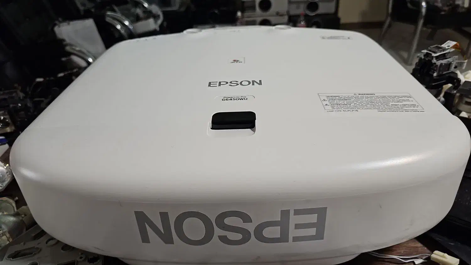 ویدیو پروژکتور سینمایی فول اچ دی اپسون|تلویزیون و پروژکتور|تهران, فلسطین (میدان انقلاب)|دیوار