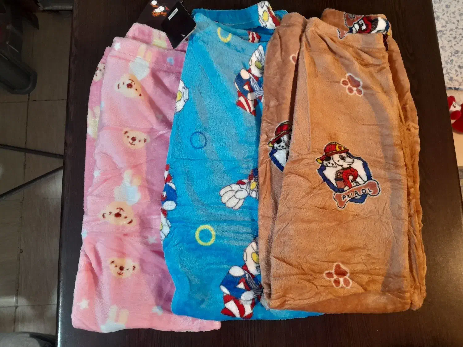 شلوار مخملی|لباس|صدرا-فارس, فاز ۲|دیوار