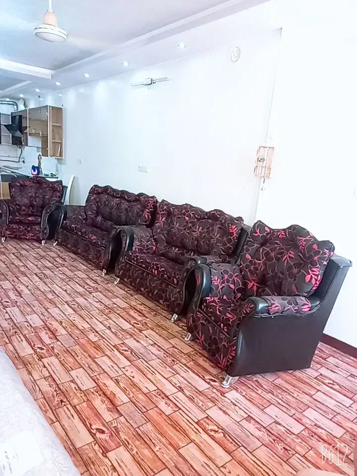 مبلمان|مبلمان خانگی و میز عسلی|شاهینشهر, نظامی|دیوار