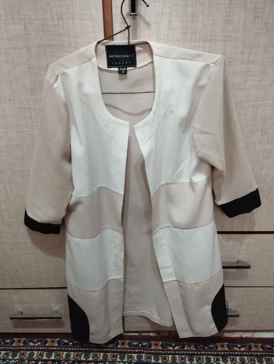 مانتو و تونیک  در حد نو فروش به علت سایز نبودن|لباس|رحیم‌آباد, |دیوار