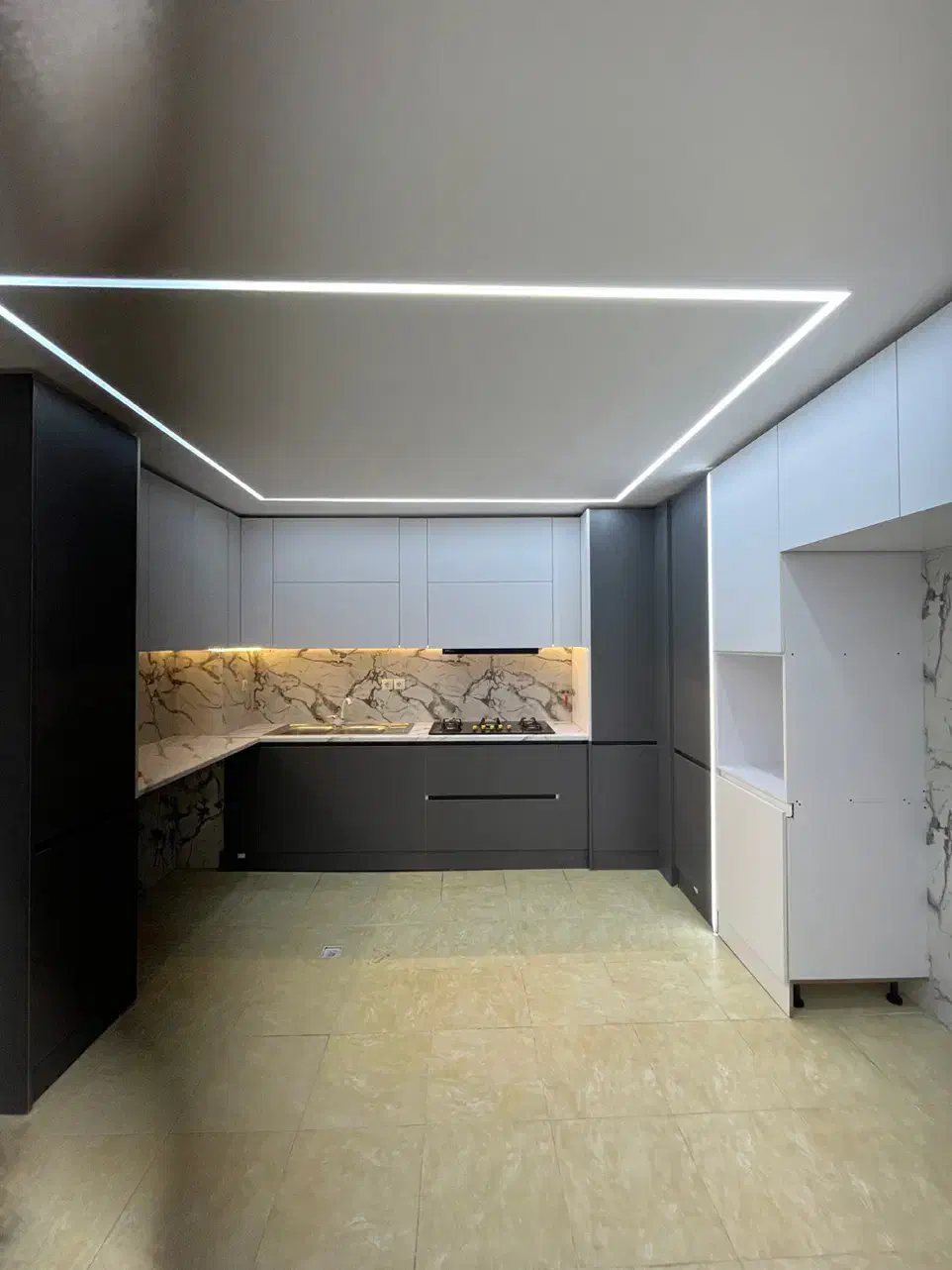 فروش واحد۲خواب سندتک برگ بلواردانش|فروش آپارتمان|صدرا-فارس, فاز ۱|دیوار