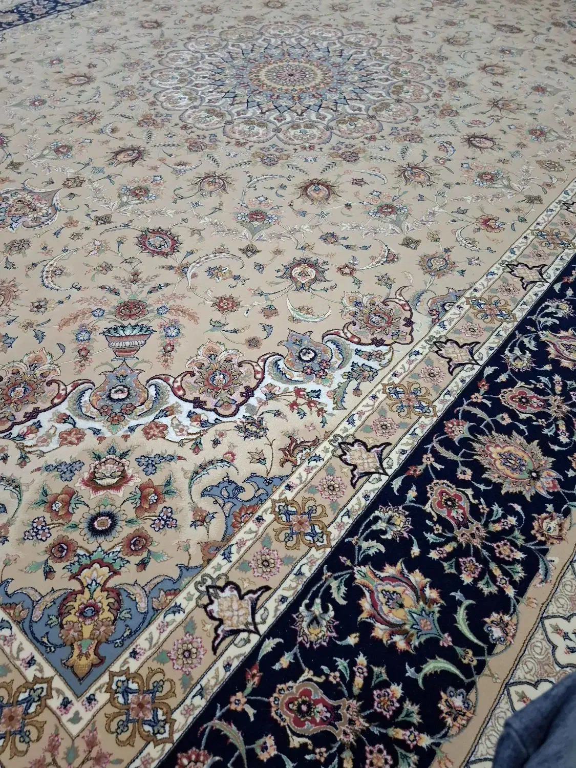 فرش ۱۲۵۰ شانه مشهد ۲ عدد ۹ متری نخ ابریشم|فرش|مهاباد (آذربایجان غربی), |دیوار