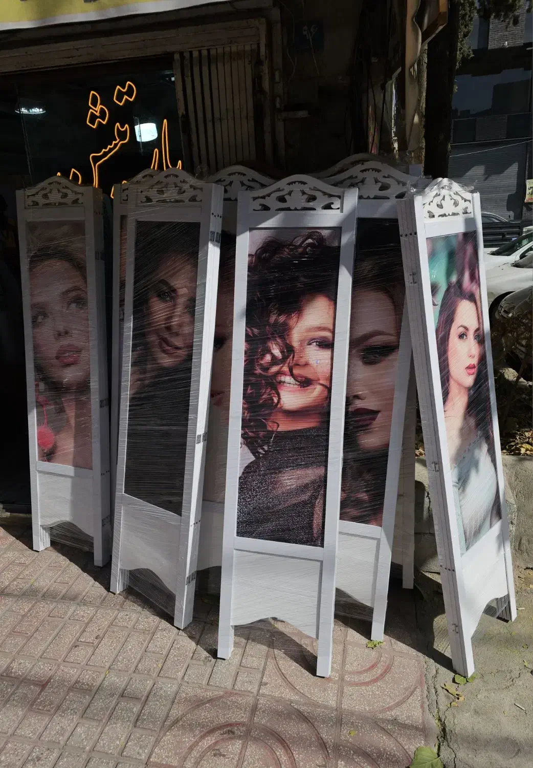 پارتیشن ارایشگاهی یک رو تصویر|آرایشگاه و سالن‌های زیبایی|کرج, گوهردشت|دیوار