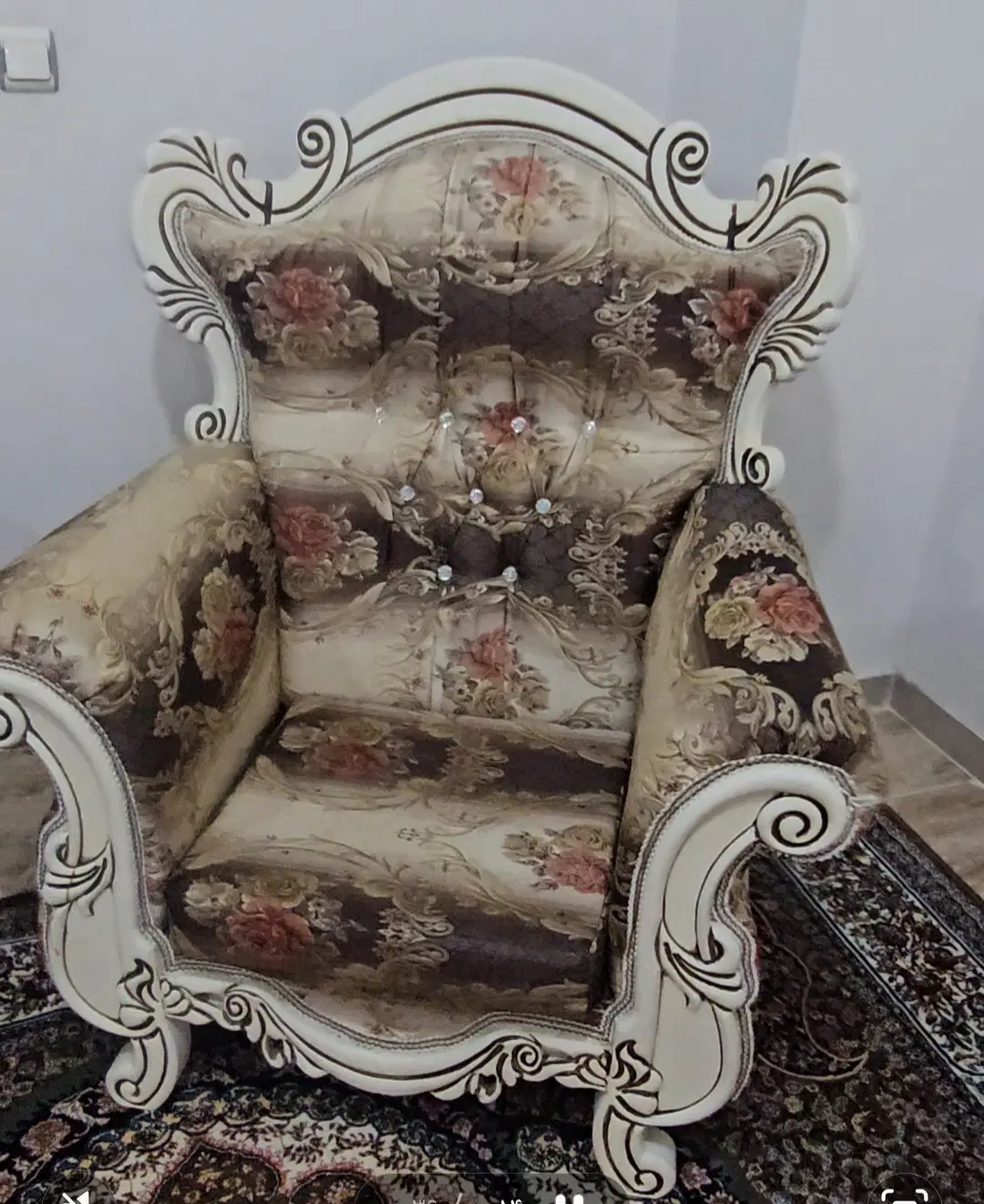 مبل|مبلمان خانگی و میز عسلی|هریس, |دیوار