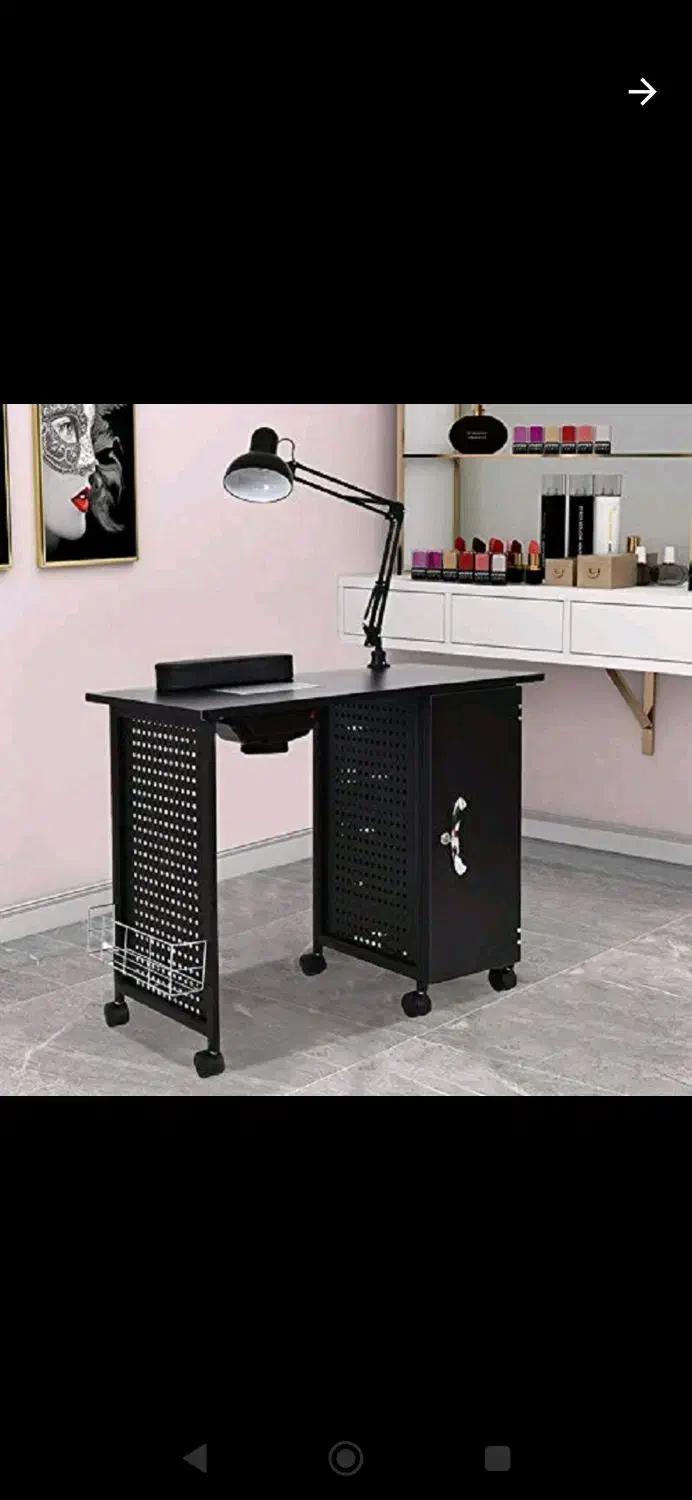 میز کار ناخن اجاره داده می شود با تمامی امکانات|خدمات آرایشگری و زیبایی|سنقر, |دیوار