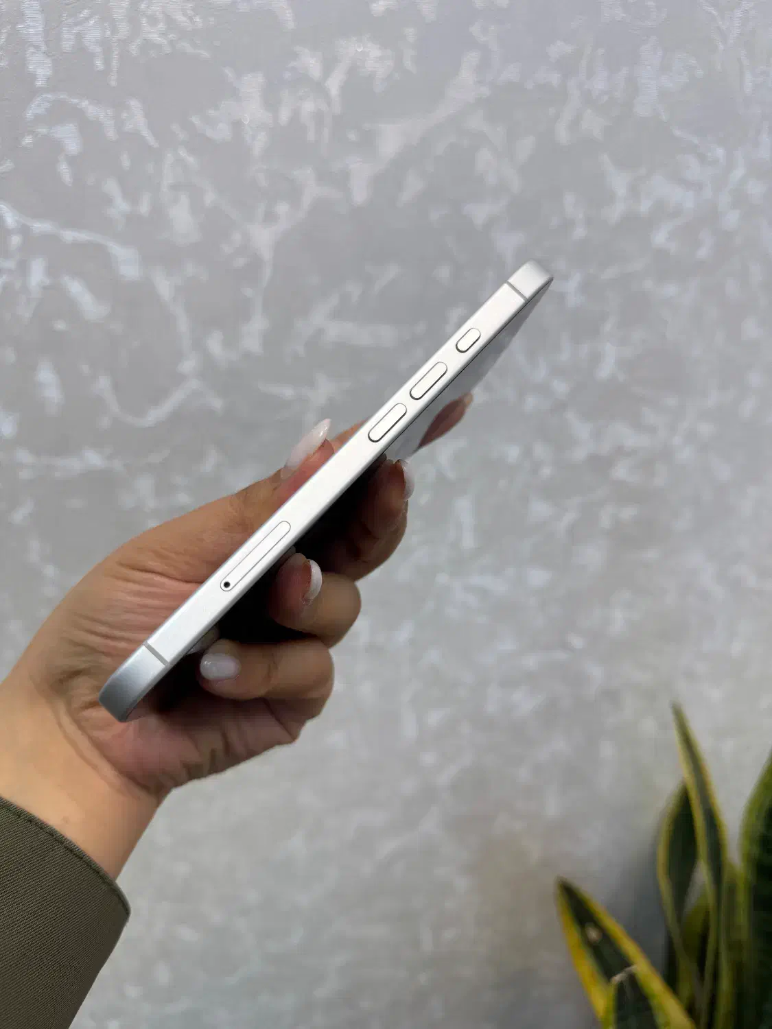 ۱۶ نرمال رجیستر/در حد نو/فروش نقد واقساط|موبایل|اصفهان, مفتح|دیوار