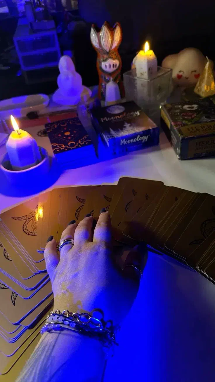 فال قهوه و تاروت ارمنی موکلدار،آیینه بینی|خدمات پذیرایی، مراسم|لاهیجان, کوی آزادگان|دیوار