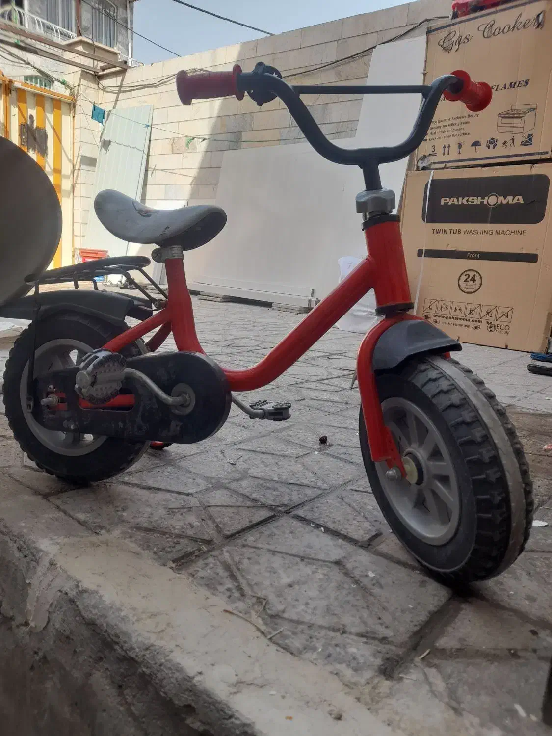 دوچرخه بچگانه|اسباببازی بچه|بروجرد, |دیوار