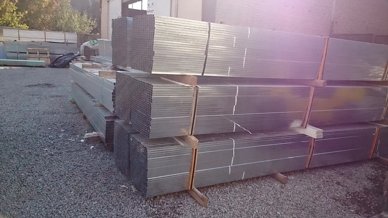 تولید کننده انواع پروفیل های سقف و دیوار کاذب کناف|خدمات پیشه و مهارت|تهران, آسمان|دیوار