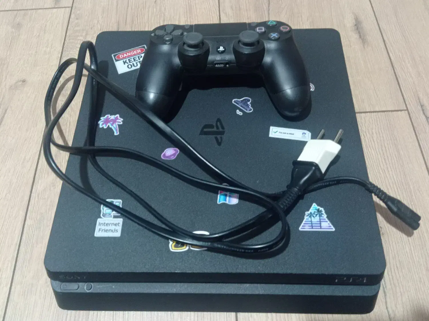 PS4.Slim|کنسول، بازی ویدئویی و آنلاین|تهران, قزل قلعه|دیوار