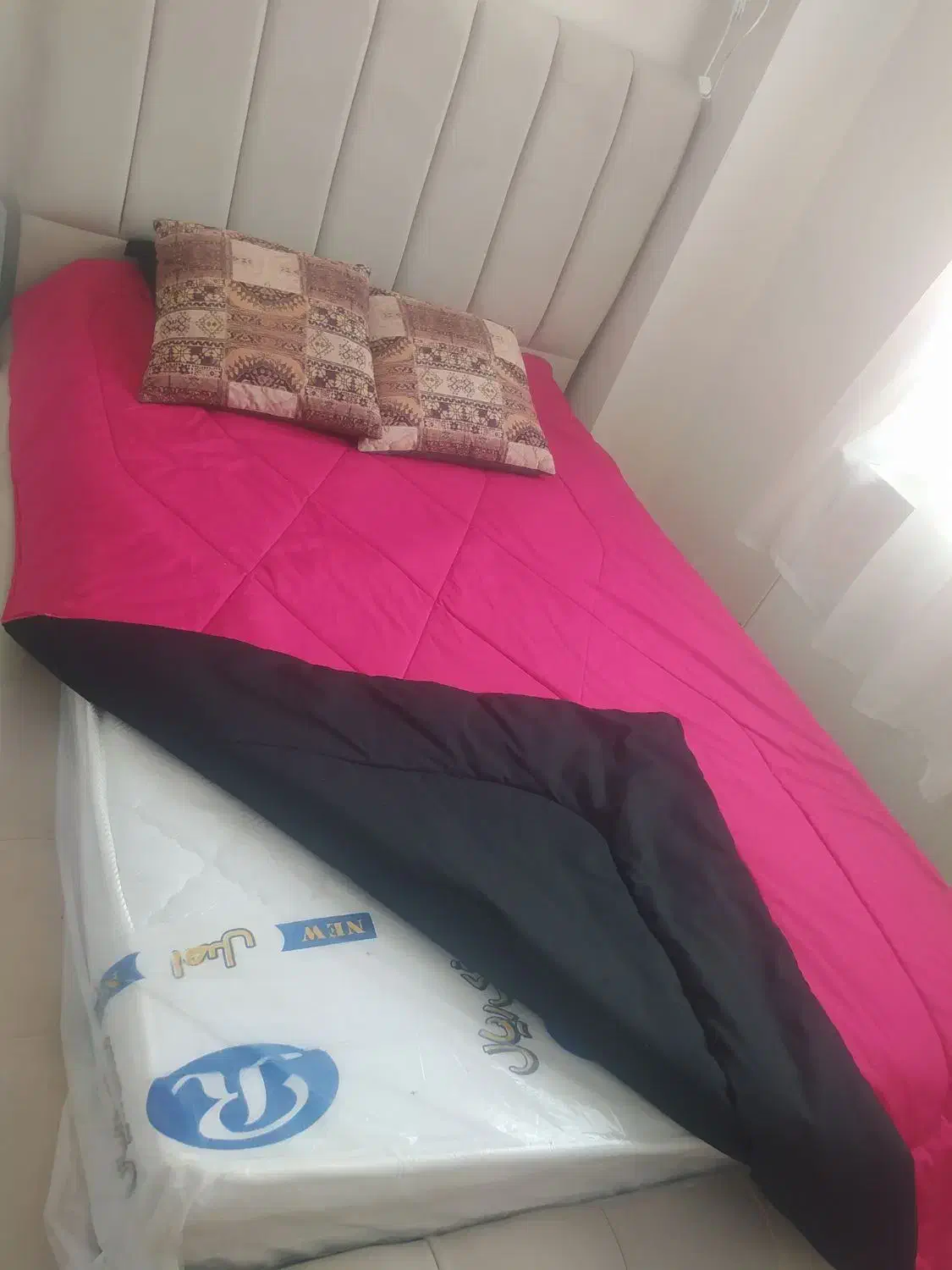 روتختی مشکی صورتی مناسب تخت عرض ۹۰|سرویس روتختی|اسلامشهر, بهرام آباد|دیوار