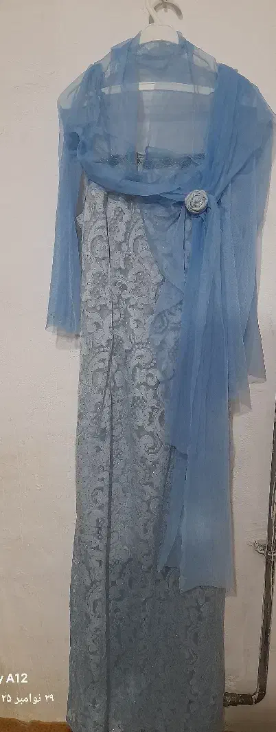 لباس مجلسی|لباس|خلخال, |دیوار