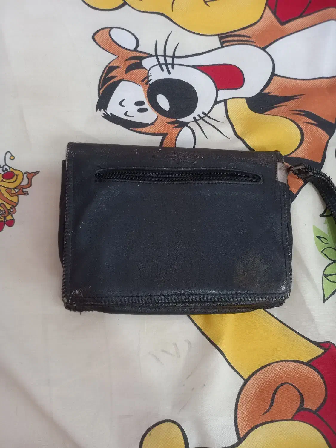 کیف|کیف، کفش، کمربند|قم, شاه سید علی|دیوار