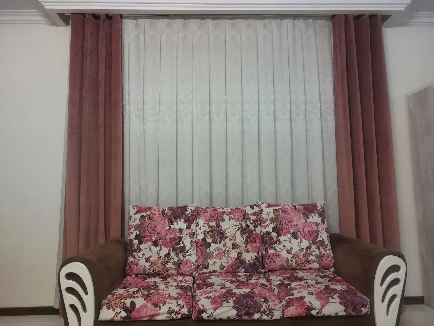 پرده مخمل پانچ شده|پرده، رانر، رومیزی|تهران, امیریه|دیوار