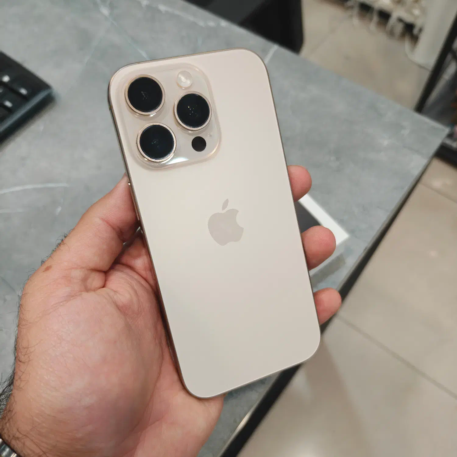 آیفون ۱۶ پرو ۲۵۶ zaa دو سیم|موبایل|تهران, شهرک صدرا|دیوار