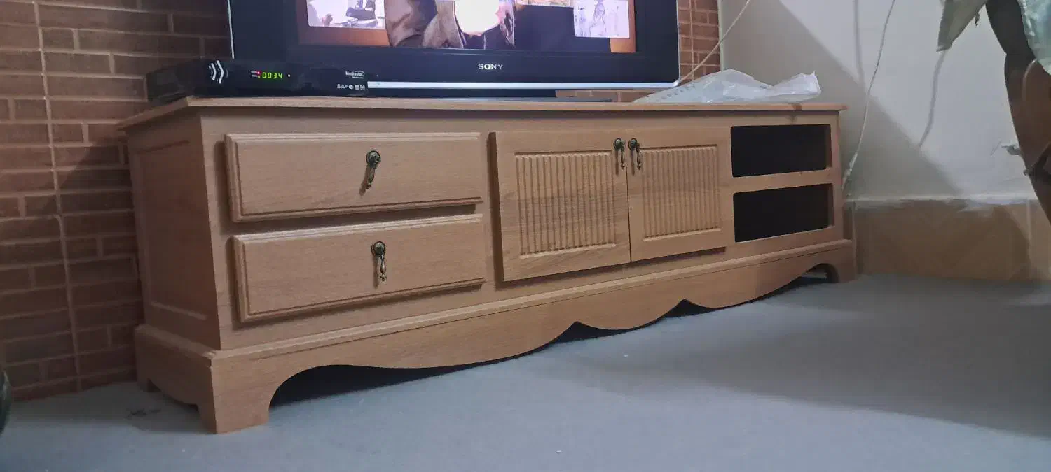 میز تلویزیون|میز تلویزیون|کرج, ساسانی (قلمستان)|دیوار