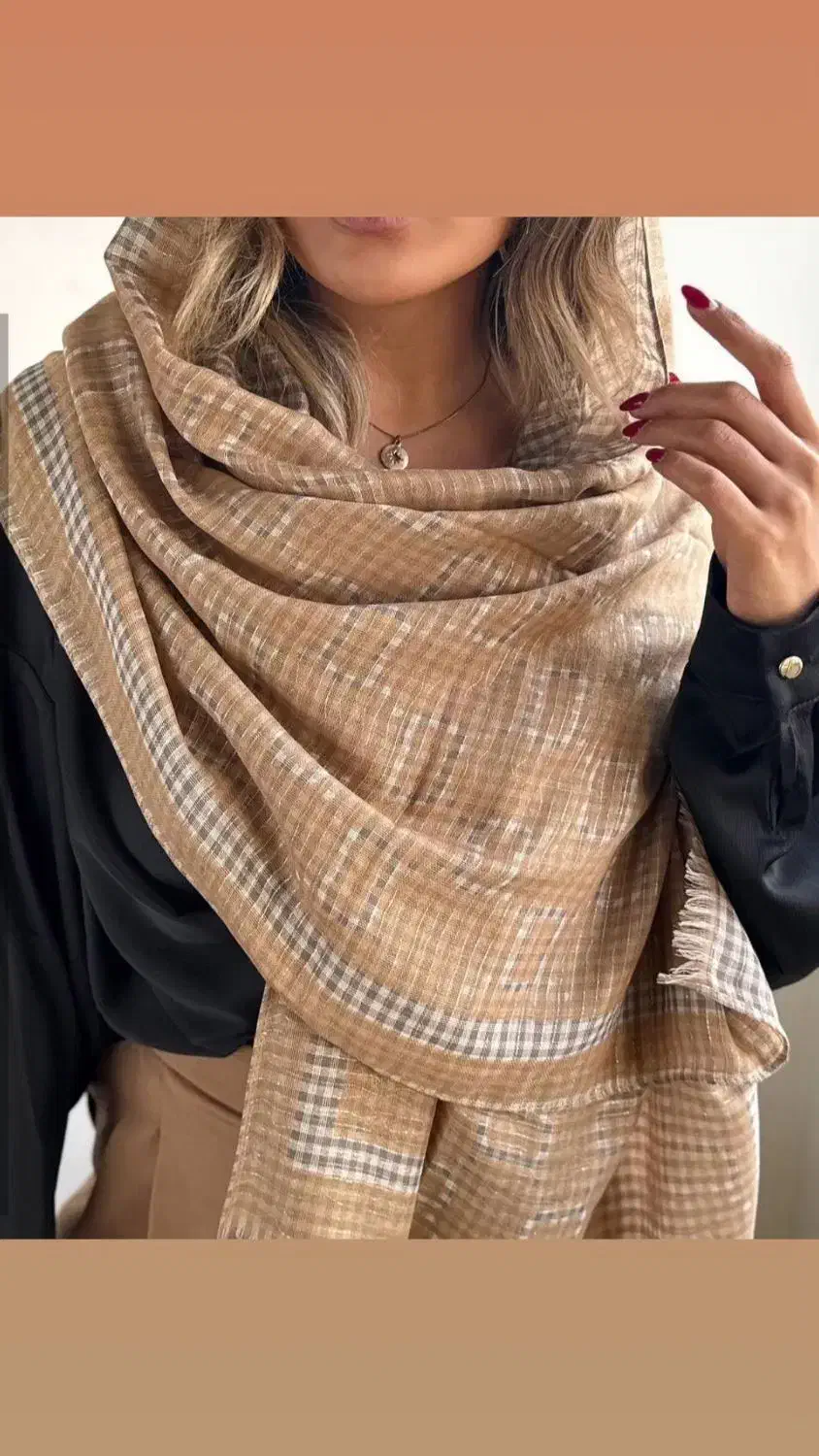 پوشاک زنانه|لباس|ایوان, |دیوار