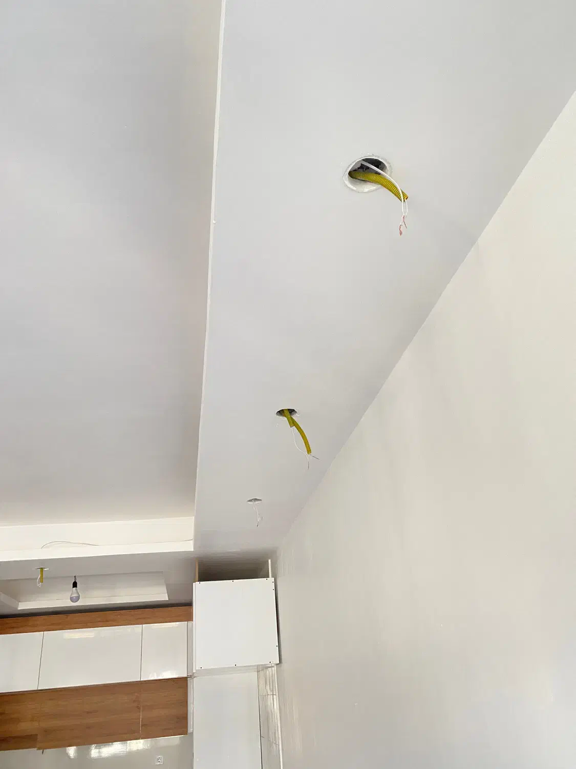 فروش هالوژن و ریسه و نصب ان|ریسه و چراغ تزئینی|قزوین, |دیوار