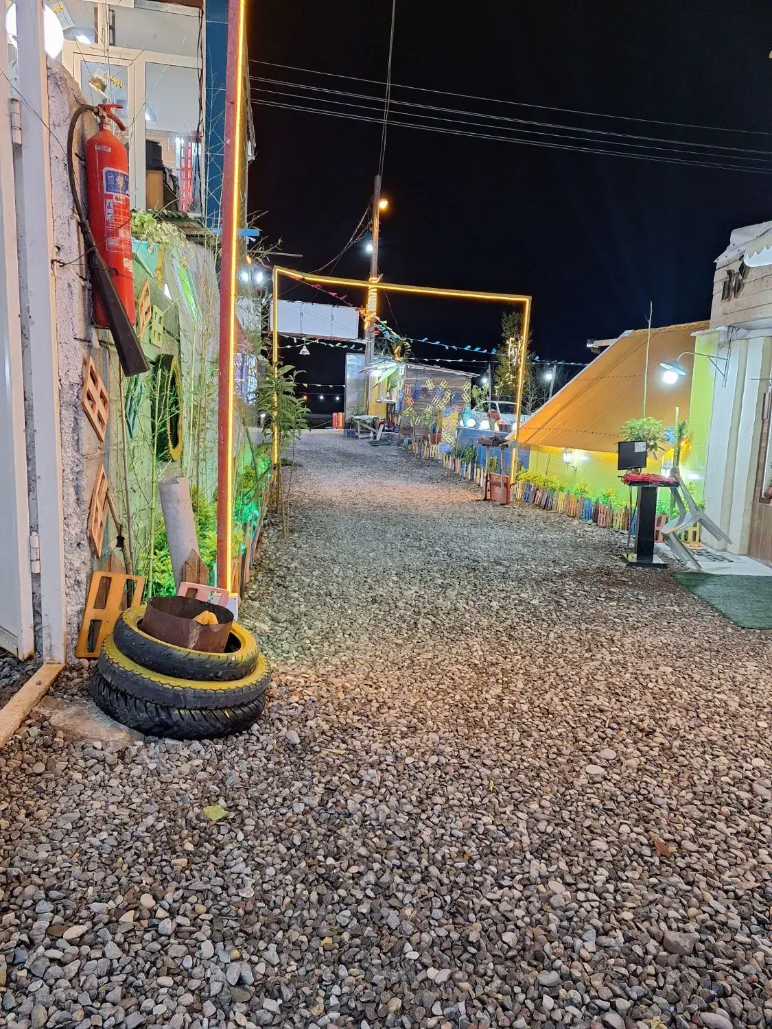 مگه میشه ۵۰۰ اقامت اجاره کلبه سوئیسی نوساز|اجارهٔ کوتاهمدت آپارتمان و سوئیت|سنگر, |دیوار