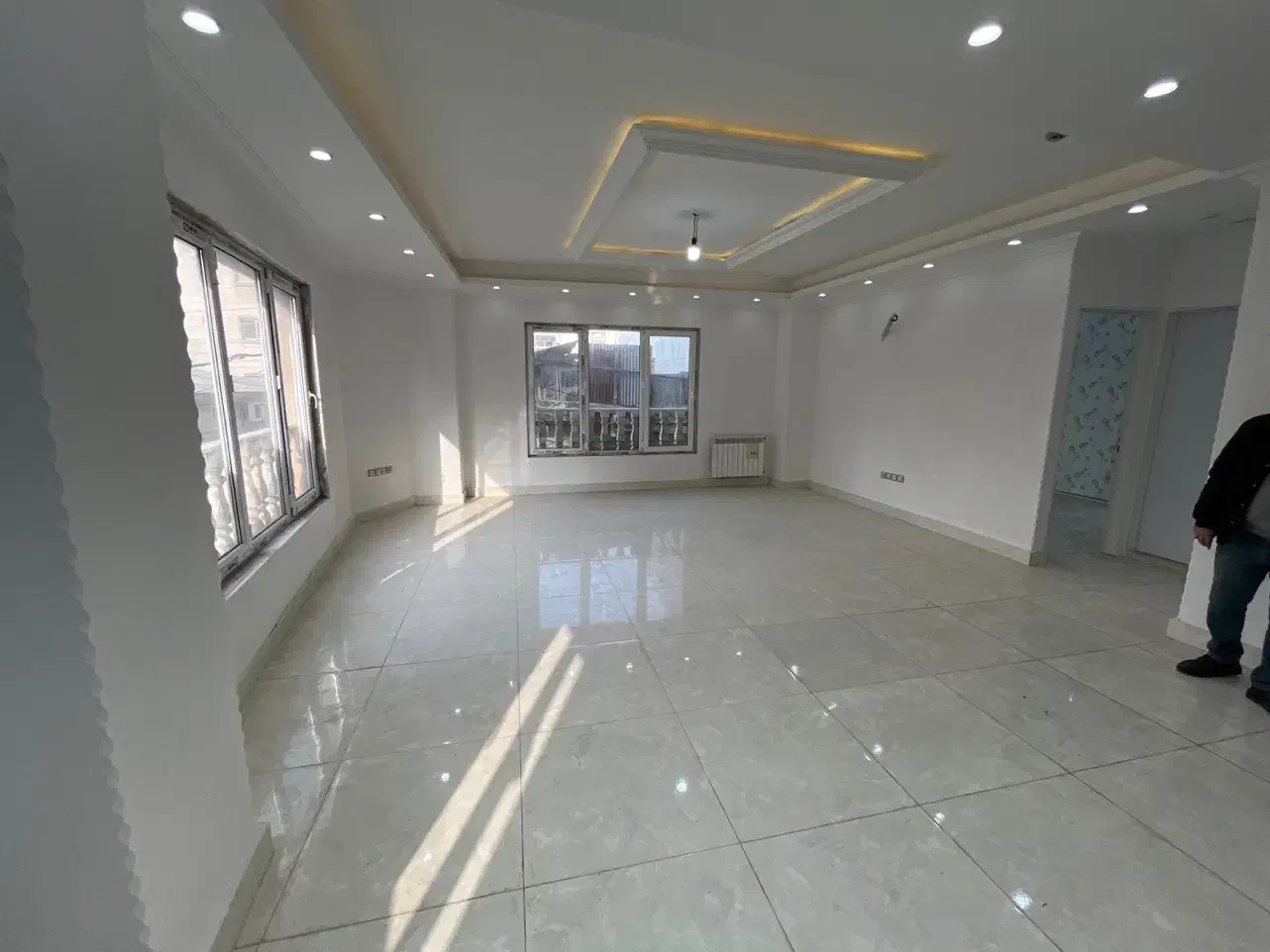 رهن کامل/تک واحدی/نوساز/کمربندی بهشتی|اجارهٔ آپارتمان|رشت, نظری|دیوار