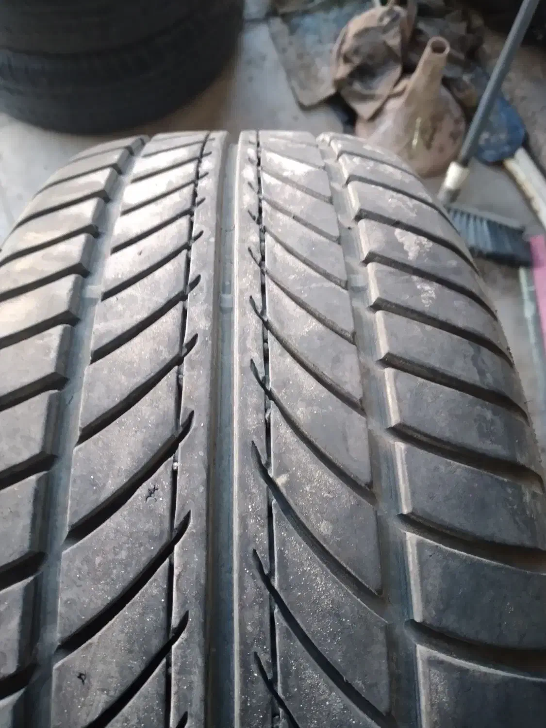 لاستیک ۱۶|قطعات یدکی و لوازم جانبی|سیرجان, |دیوار