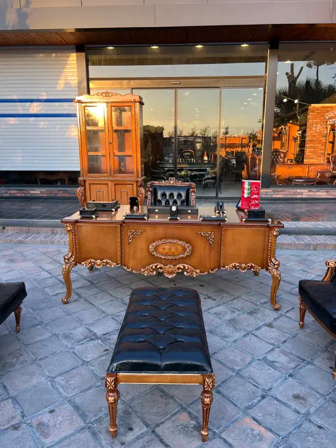 مبلمان اداری کلاسیک میزمدیریت ومبل سناتورچهاردانگه|دفتر کار|تهران, شهرک شریفی|دیوار