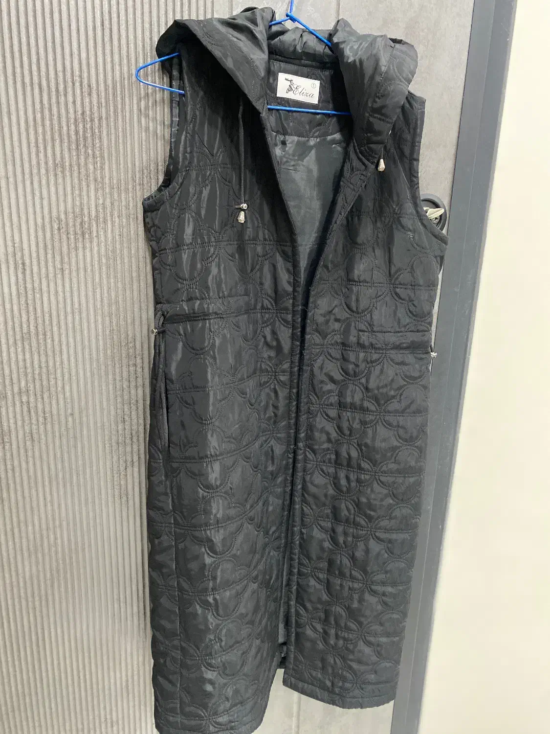 پافر ترک بلند|لباس|سبزوار, کاشفی شمالی (دادگستری)|دیوار