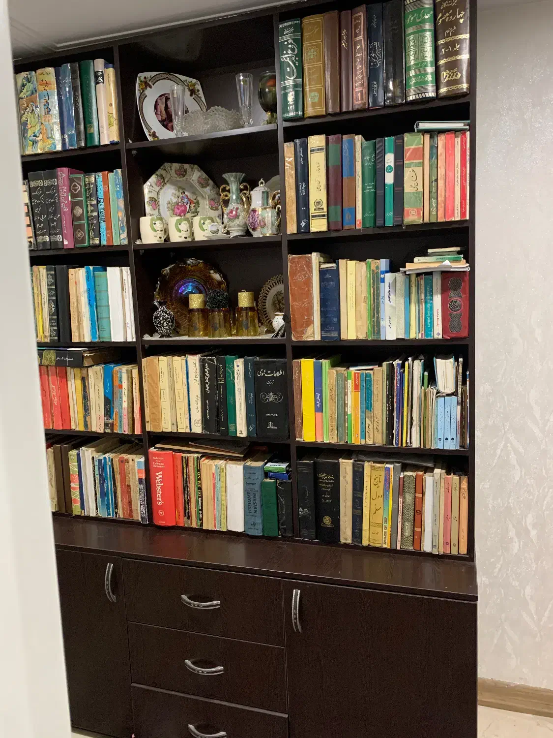 کتابخانه در حد نو کاملا سالم|کتابخانه، شلف، قفسه‌های دیواری|تهران, تهرانپارس غربی|دیوار